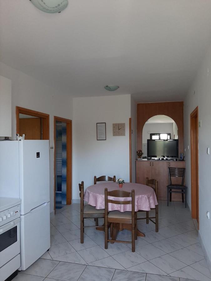 Apartments Grozdana Crikvenica Exterior foto